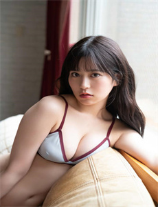 最近更新中文字幕MV/男子报119欲破前女友家门